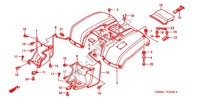 REAR FENDER (TRX250TM'02/'03/'04) dla Honda TRX 250 FOURTRAX RECON Standard 2004